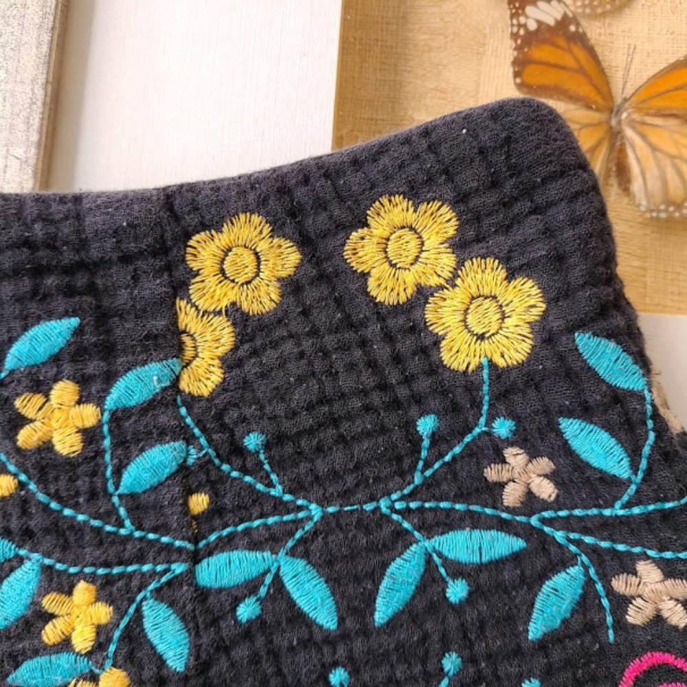 Honey Punch Black Embroidered Festival Shorts, L - Picture 10 of 10